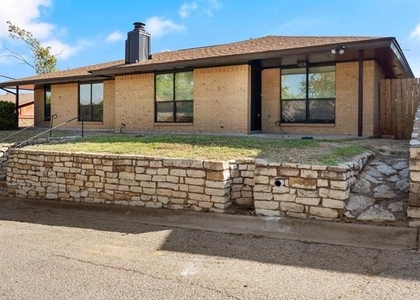 1117 S Rusk Street - Photo 1
