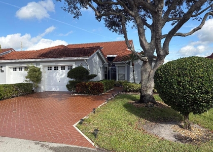 7275 Summer Tree Drive - Photo 1
