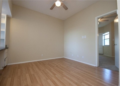 2818 Nueces St - Photo 1