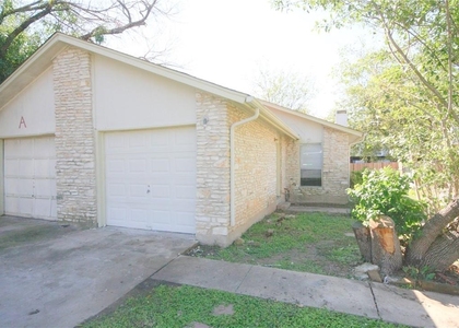 1013 Fieldwood Dr - Photo 1