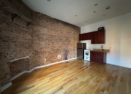 194 Edgecombe Avenue - Photo 1