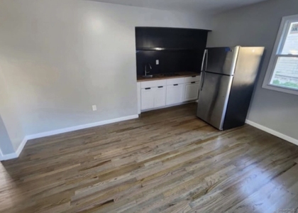 1610 Iranistan Avenue - Photo 1