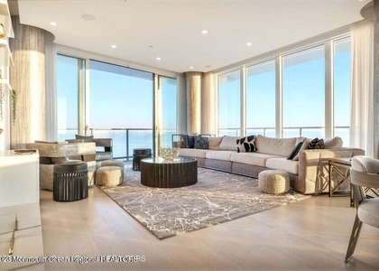 1101 Ocean Avenue N - Photo 1