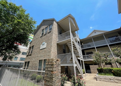 715 W 22 1/2 St - Photo 1