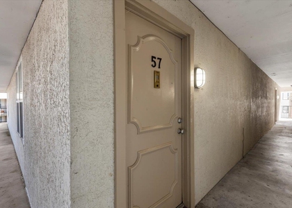 910 Duncan Ln - Photo 1