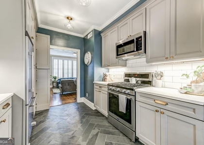 28 Collier Road Nw - Photo 1