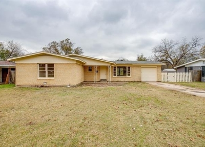 4315 Mackey Drive - Photo 1