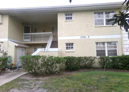 1550 Se Royal Green Circle - Photo 1