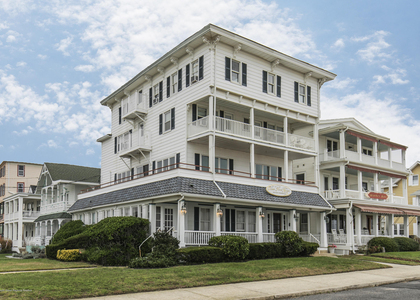 18 Ocean Avenue - Photo 1
