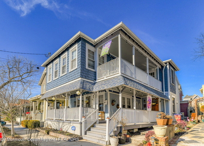 69 Franklin Avenue - Photo 1