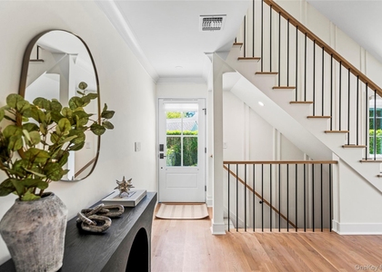 4 Carriage Lane - Photo 1