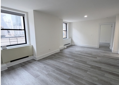 West 34th Street - Photo 1