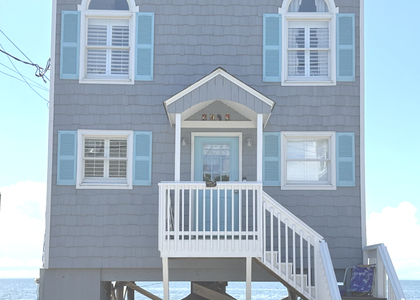 2149 Fairfield Beach Road - Photo 1