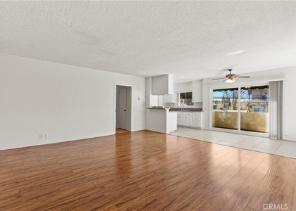 4924 Kester Avenue - Photo 1