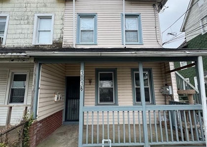1016 Pine Street - Photo 1