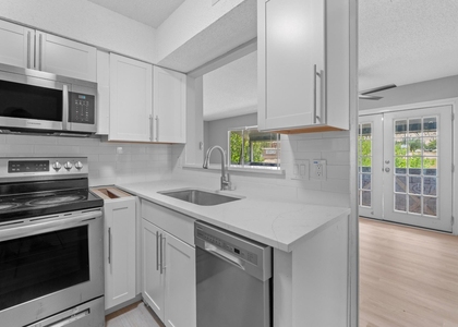 8903 Parkfield Dr - Photo 1