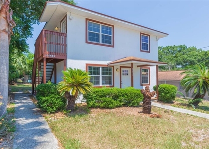 8510 N Tampa Street - Photo 1