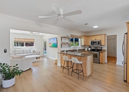 4921 Ne 23rd Avenue - Photo 1