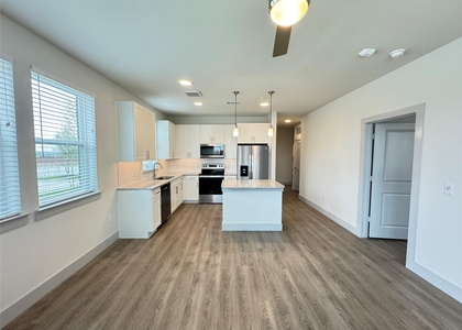29600 Ronald Reagan Blvd - Photo 1