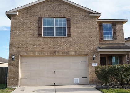 12718 Mystic Water Ln - Photo 1
