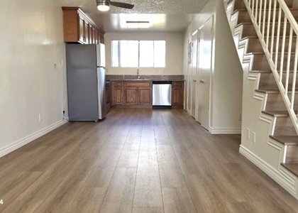 140 N Berendo Street - Photo 1