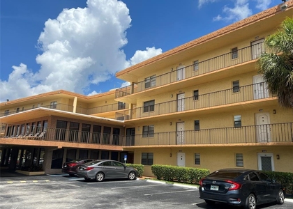 9273 Sw 8th Street - Photo 1