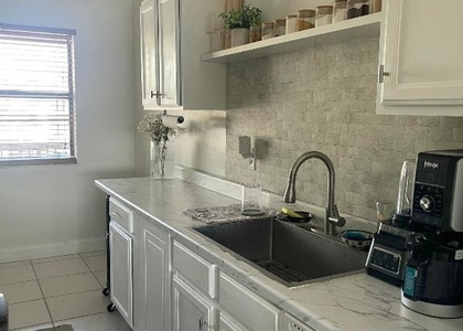 9878 Nob Hill Court - Photo 1