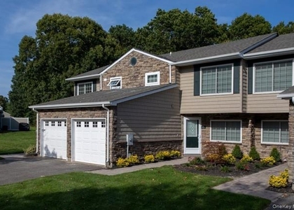 505 Townhouse Drive - Photo 1