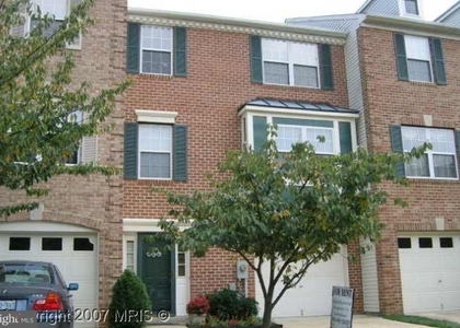 735 Mashie Court - Photo 1