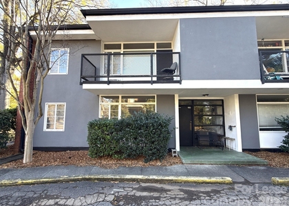 2126 E 7th Street - Photo 1