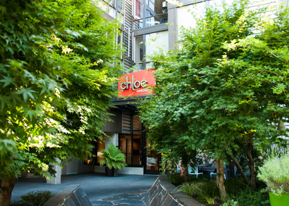 1408 E Union St - Photo 1