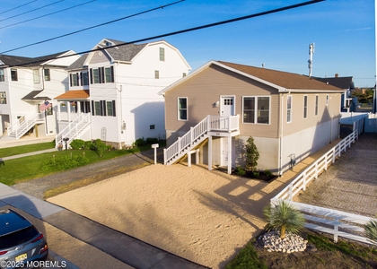 28 Central Avenue - Photo 1