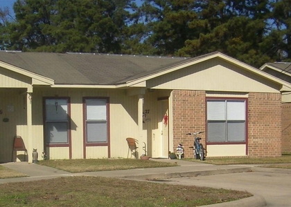 101 Seniors Avenue - Photo 1