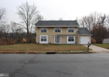219 Meadow Drive - Photo 1