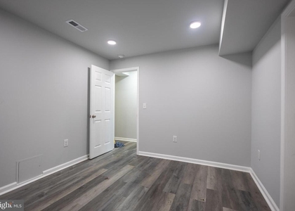 1302 Morris Road Se - Photo 1