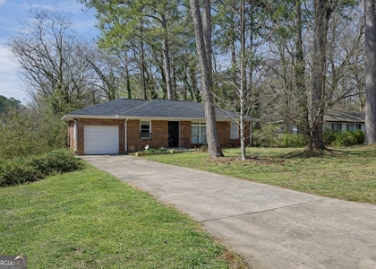 2913 Horse Shoe Drive - Photo 1