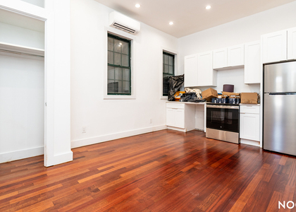276 Boerum Street - Photo 1
