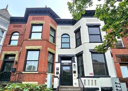 2015 13th Street Nw - Photo 1
