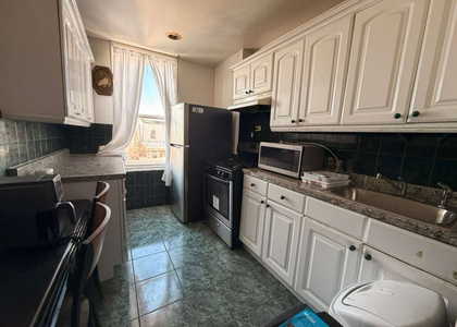 82nd street - Photo 1