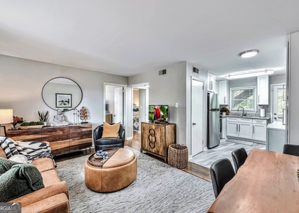 2858 Rosehill Street - Photo 1