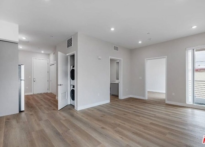 825 S Coronado Street - Photo 1