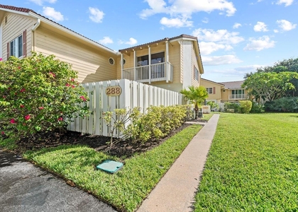 288 Seabreeze Circle - Photo 1