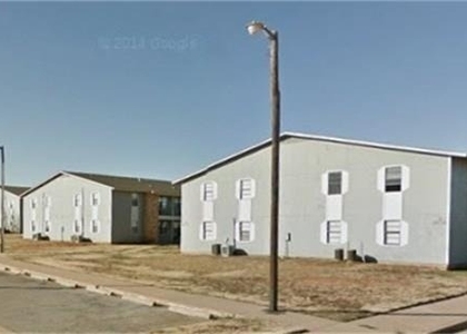 100 S Prairie Circle - Photo 1