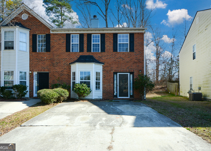 5460 Hampton Court - Photo 1
