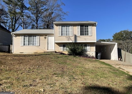 1001 Traymore Drive - Photo 1