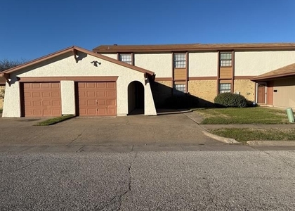 1021 Pleasant Valley Lane - Photo 1