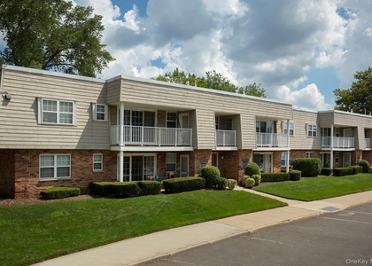 115 Westwood Drive - Photo 1