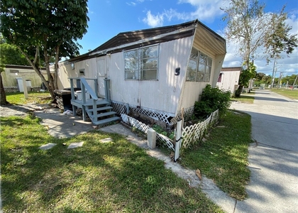 4900 Tice Street - Photo 1