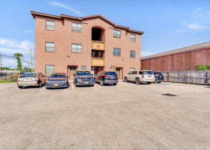 10102 Neuens Road - Photo 1