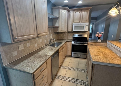 182 Hewitt Street - Photo 1